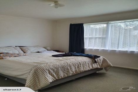 Photo of property in 24 Lyford Crescent, Sunnynook, Auckland, 0620