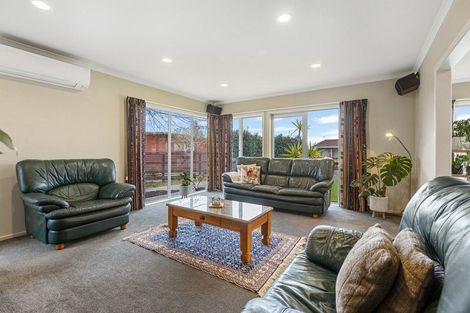 Photo of property in 4 Evelyn Place, Welbourn, New Plymouth, 4310