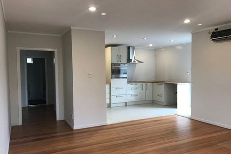 Photo of property in 12 Pinfold Avenue, Hamilton East, Hamilton, 3216