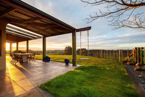 Photo of property in 67 Wilson Road, Urenui, 4375