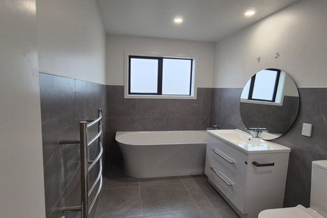 Photo of property in 8 Allan Avenue, Makauri, 4071