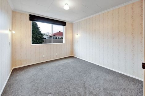 Photo of property in 6 Manse Street, Hawera, 4610