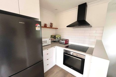 Photo of property in 78 Grays Road, Camborne, Porirua, 5026