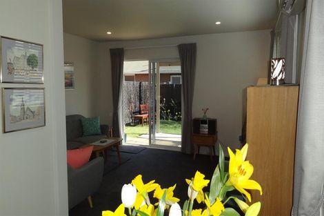 Photo of property in 2/444 Harewood Road, Harewood, Christchurch, 8051