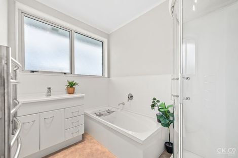 Photo of property in 12a Raukawa Grove, Trentham, Upper Hutt, 5018