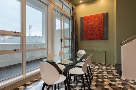 Photo of property in Stadium Garden Flats, 108/107 Thorndon Quay, Pipitea, Wellington, 6011