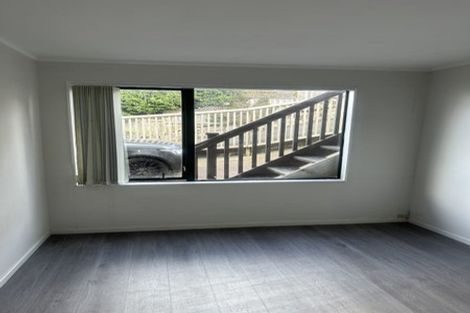 Photo of property in 29 Goodwood Drive, Goodwood Heights, Auckland, 2105