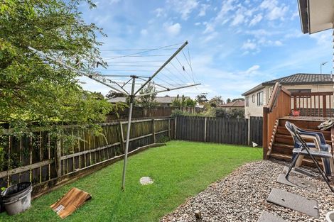 Photo of property in 2/65e Metcalfe Road, Ranui, Auckland, 0612