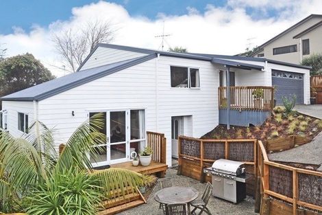 Photo of property in 11 Coralsea Way, Arkles Bay, Whangaparaoa, 0932