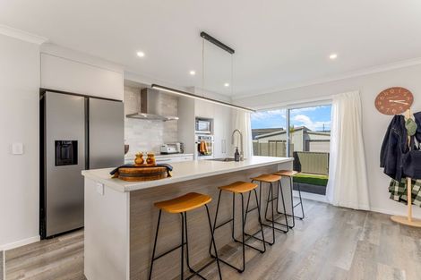 Photo of property in 53 Karearea Avenue, Kenepuru, Porirua, 5022