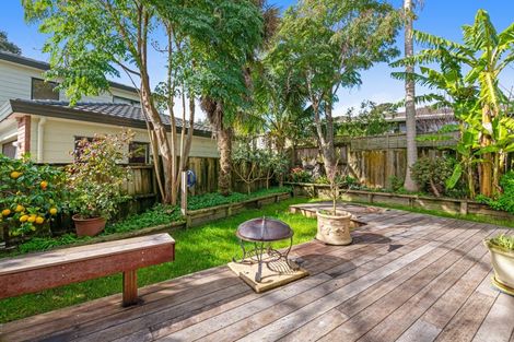 Photo of property in 23 Jelas Road, Red Beach, 0932