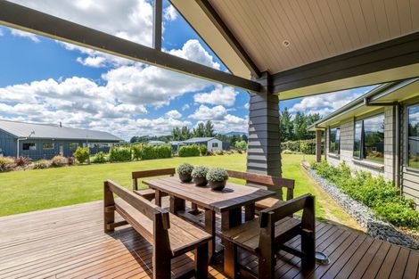 Photo of property in 43 Glade Park Lane, Shannon, Palmerston North, 4474