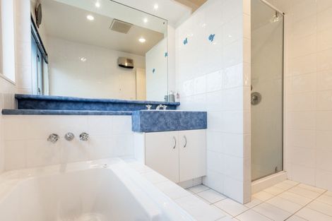 Photo of property in 21 Pukekura Place, Taradale, Napier, 4112