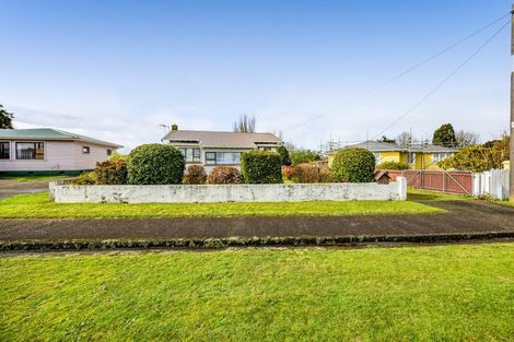 Photo of property in 86 Stanners Street, Eltham, 4322