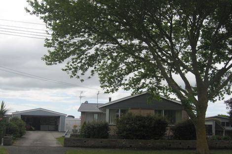 Photo of property in 22 Blossomdale Place, Bishopdale, Christchurch, 8053