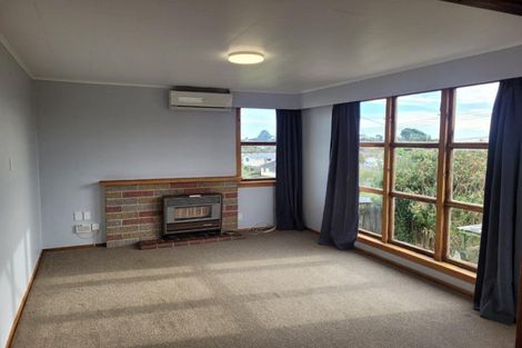 Photo of property in 79 Omata Road, Marfell, New Plymouth, 4310