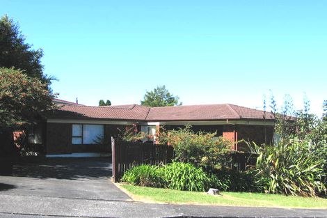 Photo of property in 6 Nui Mana Place, Te Atatu South, Auckland, 0610