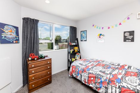 Photo of property in 1/725 Main Road North, Belfast, Christchurch, 8051