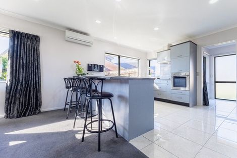 Photo of property in 33 Consort Close, Paraparaumu Beach, Paraparaumu, 5032