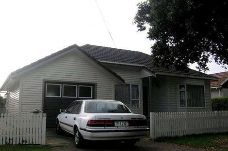 Photo of property in 11 Riverside Drive, Waiwhetu, Lower Hutt, 5010