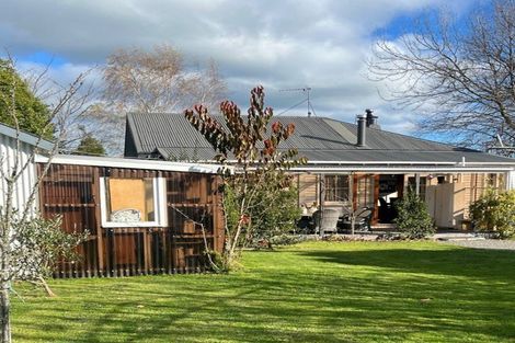 Photo of property in 44 Victoria Street, Carterton, 5713