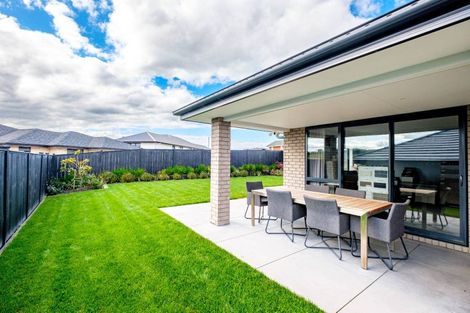 Photo of property in 63 Leathem Crescent, Pokeno, 2402