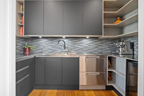 Photo of property in 22b Strowan Road, Strowan, Christchurch, 8052