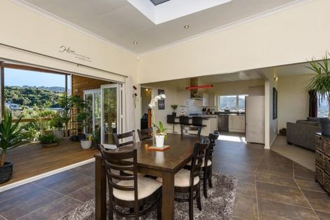 Photo of property in 16 James Nairn Grove, Riverstone Terraces, Upper Hutt, 5018