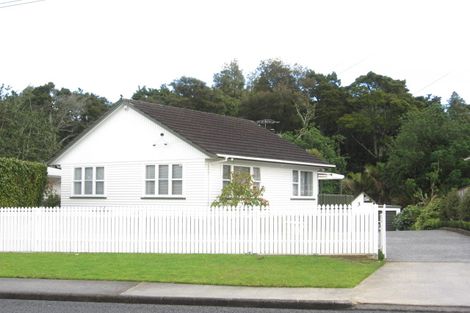 Photo of property in 3 Hillcrest Grove, Hillpark, Auckland, 2102