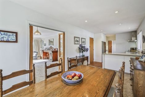 Photo of property in 3 Rachel Place, Avonhead, Christchurch, 8042