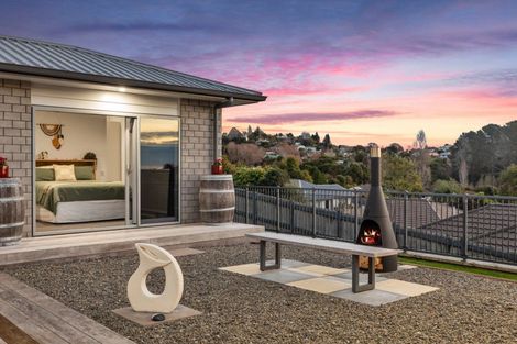 Photo of property in 111 Oteki Park Drive, Welcome Bay, Tauranga, 3112