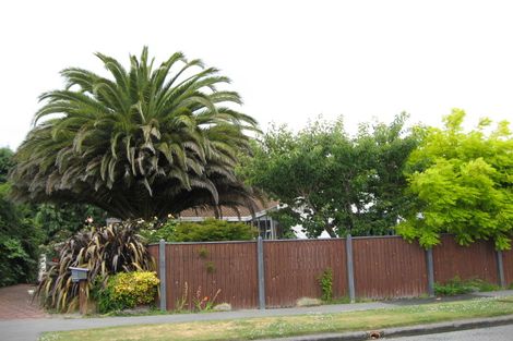 Photo of property in 68 Waratah Street, Avondale, Christchurch, 8061