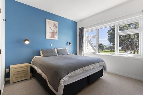 Photo of property in 25 Marine Parade, Eastbourne, Lower Hutt, 5013