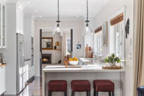 Photo of property in 24 Walter Road, Lowry Bay, Lower Hutt, 5013