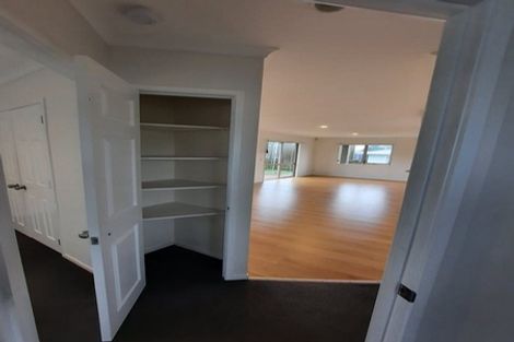 Photo of property in 2a Gallony Avenue, Massey, Auckland, 0614