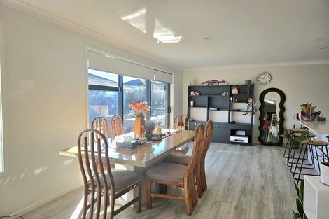 Photo of property in 31 Dunkeld Drive, Papamoa, 3118