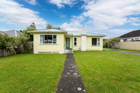 Photo of property in 4 Heath Street, Wainuiomata, Lower Hutt, 5014