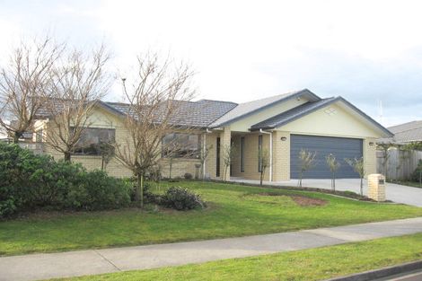 Photo of property in 3 Cranbrook Place, Rototuna North, Hamilton, 3210