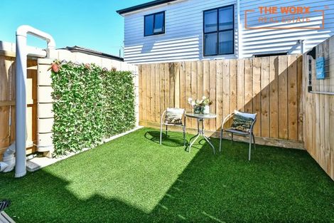 Photo of property in 4/32 Beaumonts Way, Manurewa, Auckland, 2102