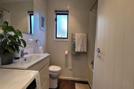 Photo of property in 45a Barnhill Crescent, Pahurehure, Papakura, 2113