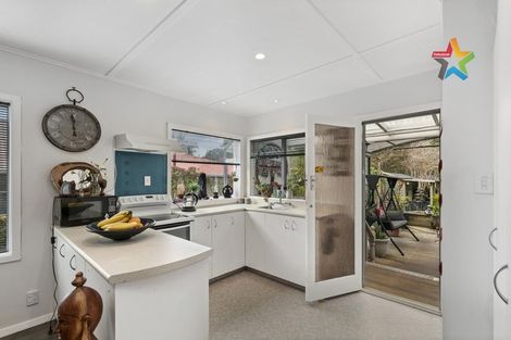 Photo of property in 19 Gardiner Grove, Wainuiomata, Lower Hutt, 5014