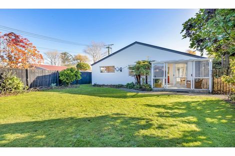 Photo of property in 257 Fifield Terrace, Opawa, Christchurch, 8023