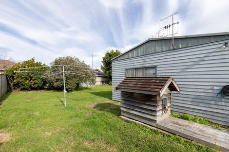 Photo of property in 9 Hayward Road, Ngatea, 3503