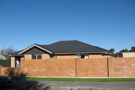 Photo of property in 9 Belfast Road, Belfast, Christchurch, 8051