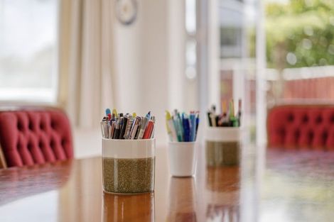 Photo of property in 10 Alf Walker Place, Papakura, 2110