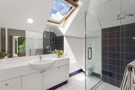 Photo of property in 25 Chepstow Avenue, Fendalton, Christchurch, 8052