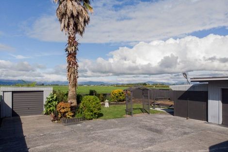 Photo of property in 108 Pipiroa Road, Ngatea, 3503