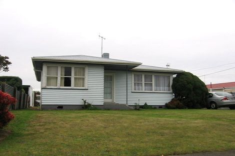 Photo of property in 22 Tararua Terrace, Cloverlea, Palmerston North, 4412