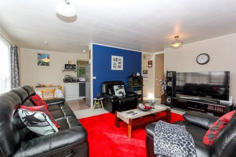 Photo of property in 42 Glamis Avenue, Bell Block, New Plymouth, 4312