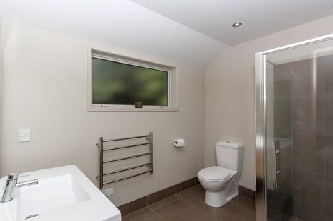 Photo of property in 4 Links Drive, Waiwhakaiho, New Plymouth, 4312